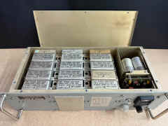 am2123a-2506-09.jpg (430030 bytes)