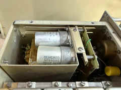 am2123a-2506-10.jpg (407012 bytes)