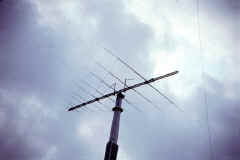 40-arlington-lpa-antenna.jpg (234443 bytes)