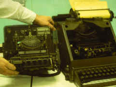 4978.jpg (2693772 bytes)